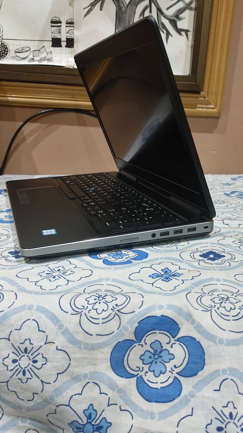 Dell Precision 7510 Core i7 6th Generation, Nvidia Quadro M1000M 4