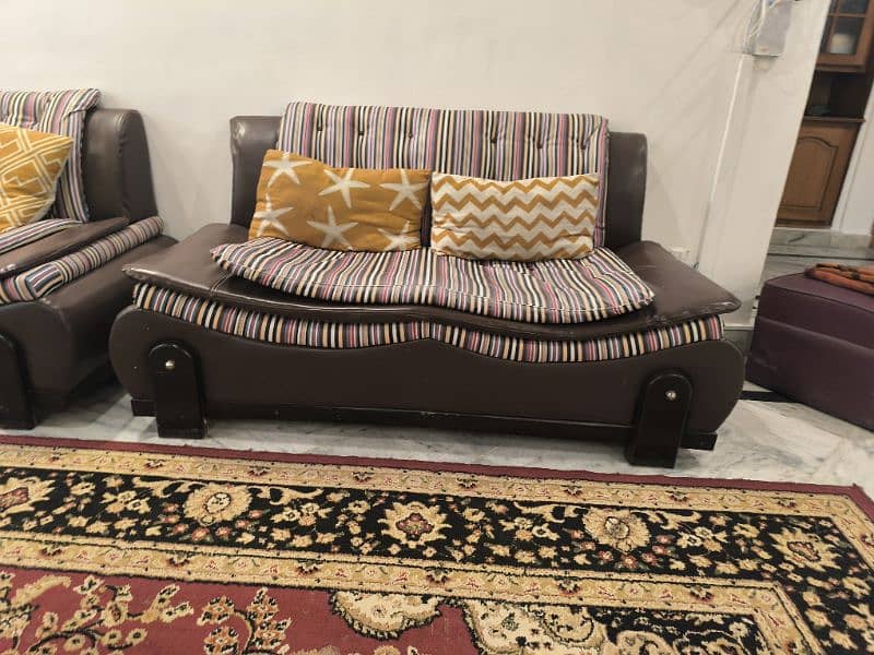 7 seat sofa set"In Stripes:Brown Sofa Set with Modern Cushions" 2