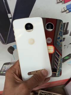 Moto Z Play 3/32 Pta Aproved Stock Available