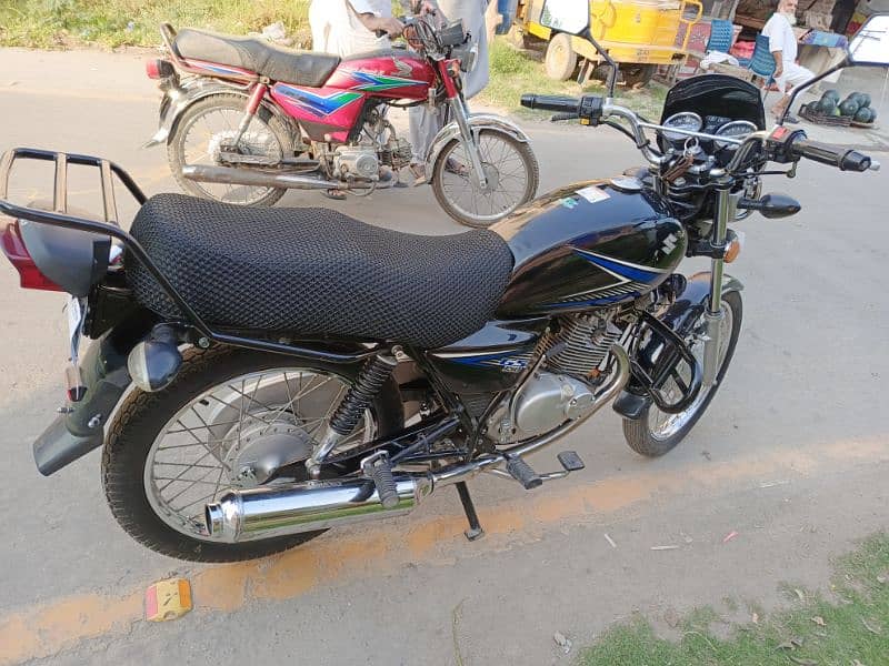 suzuki gs 150 2