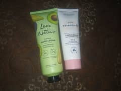 HAND CREAM AND FACE CREAM SET AVAILIABLE FOR 2500