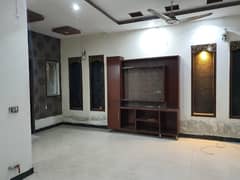 5 Marla Tile Flooring House For Rent In Johar Town R-1 Block Lahore