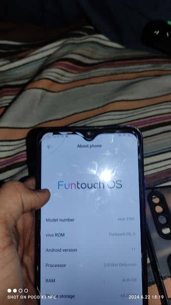 vivo y15 4 64 Gb pta approve 10 8 condition with out box only phone 2