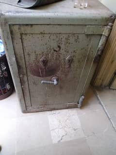 Iron safe locker for cash and gold tijori