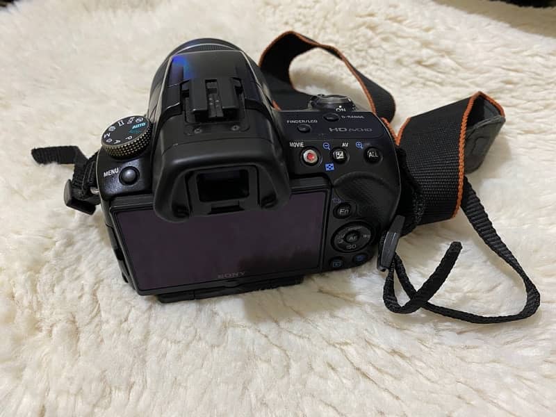 Sony Alpha SLT A33 for sale 3