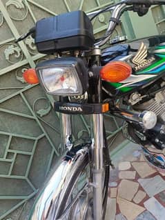 honda125cc black