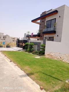 10 Marla New House Is Available