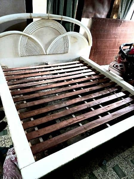 White Deco Bed For sale 2