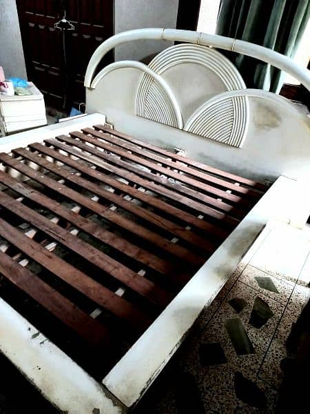 White Deco Bed For sale 4
