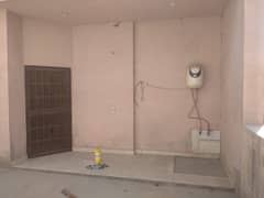 10 Marla Upper Portion available for rent in Overseas B Ext. Block Bahria Town Lahore