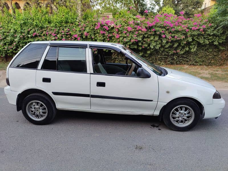 Suzuki Cultus VXR 2011 3