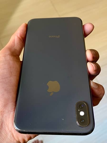 I Phone XS Max 256GB NON PTA 1