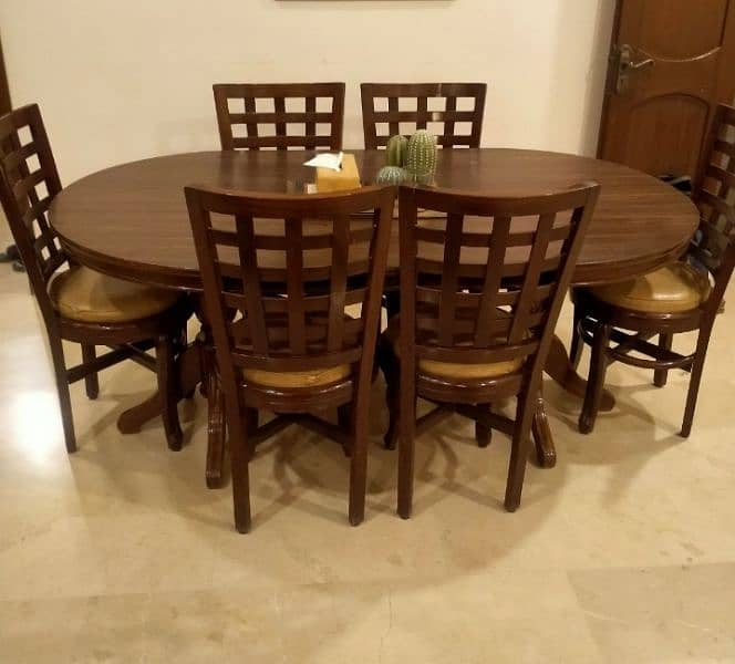 Dining Table with 6 Chairs 0