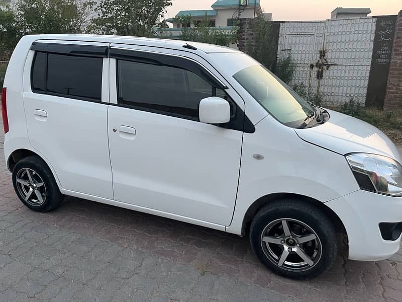 Suzuki Wagon R VXL family car 3