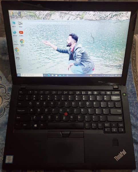 Lenovo Thinkpad X270 0