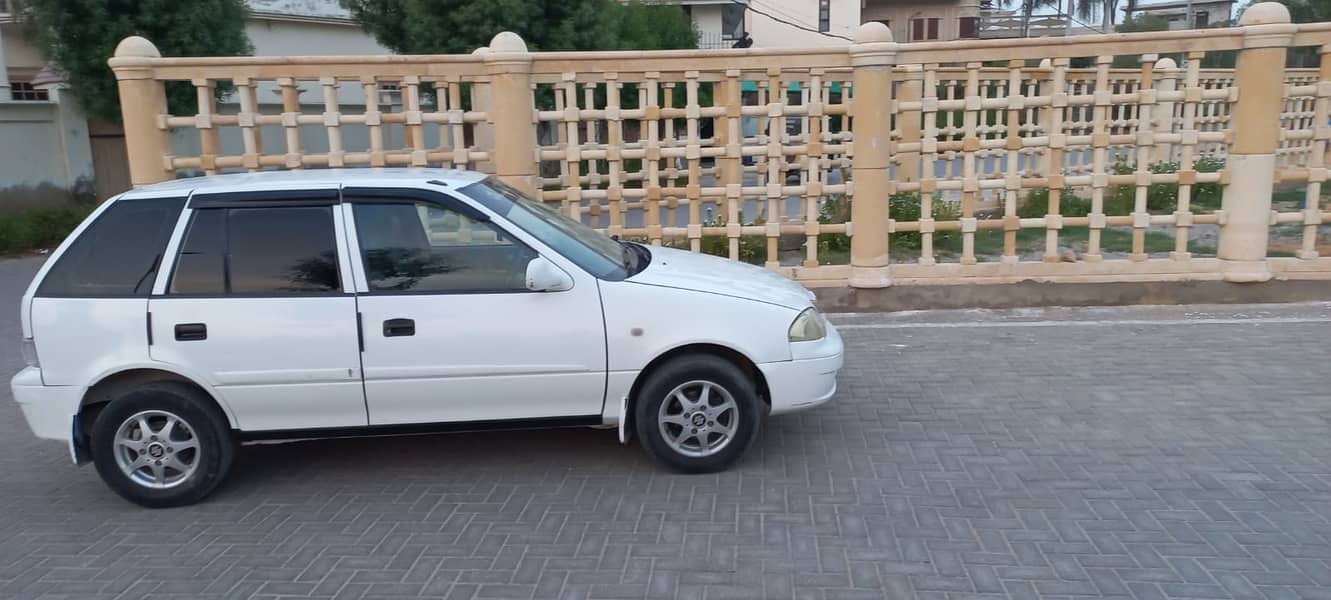 Suzuki Cultus VXR 2016 3