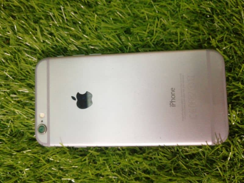 iphone 6) 32 gb full ok ah bilkol sim nhi jalti /contact 03043131693 0