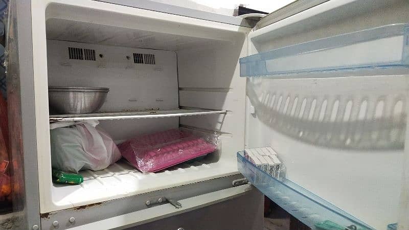 fridge for urgent sale 6