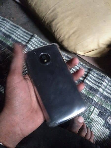 moto e4 1