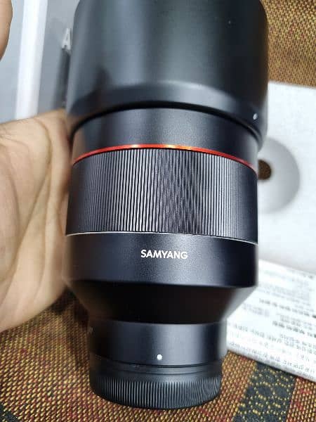 Samyang AF 85mm 1.4 FE Lens For Sony E mount 2
