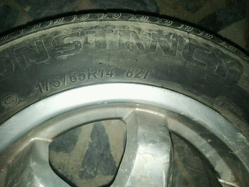 Used Tyres Rims for sale 14 size 4