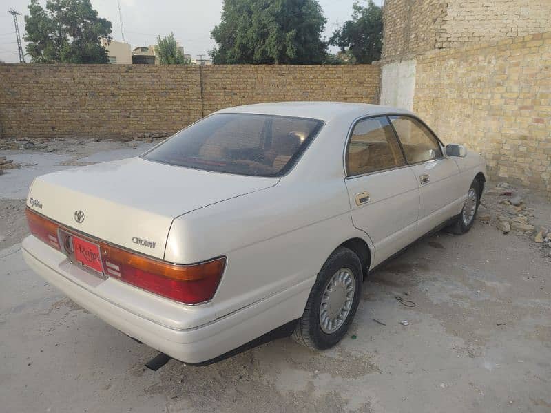 Toyota Crown 1994 model reg 2017 1