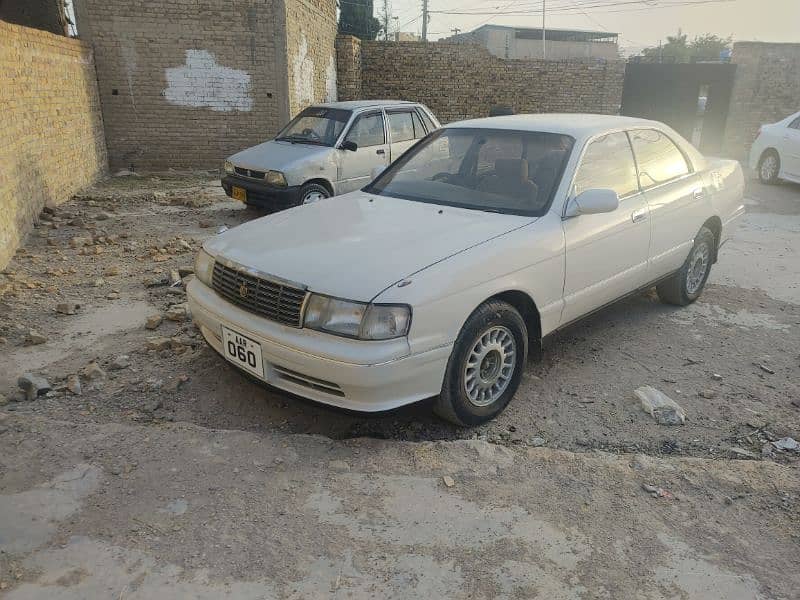 Toyota Crown 1994 model reg 2017 3