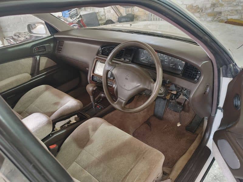 Toyota Crown 1994 model reg 2017 7