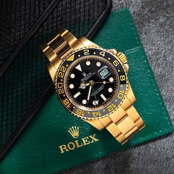 Rolex Submariner  Watch Gold Colour With Box. 0