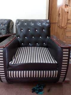 2 mobile sofa set