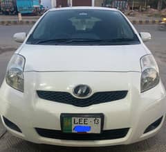 Toyota Vitz 2013