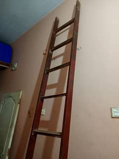 seerhi ladders Bhaari bani hui hai 10 foot Bhaari gaje ki hai like new 0