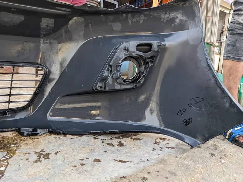 Original Toyota Revo 2020 2021 Front Bumper With Grille 7