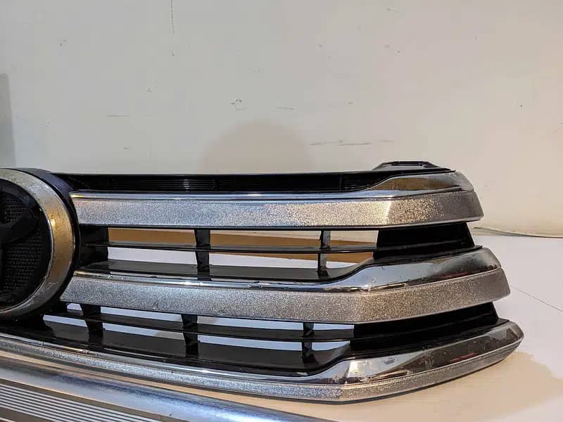 Original Toyota Revo 2020 2021 Front Bumper With Grille 13