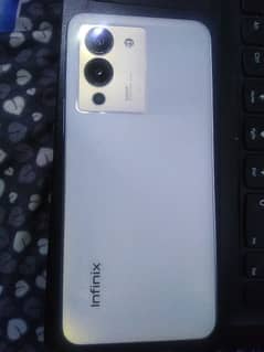 Infinix Note 12