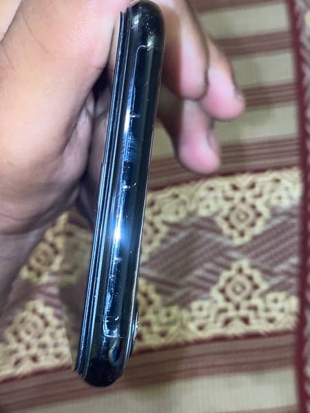 iphone 11 pro max 64 gb factory unlocked 1