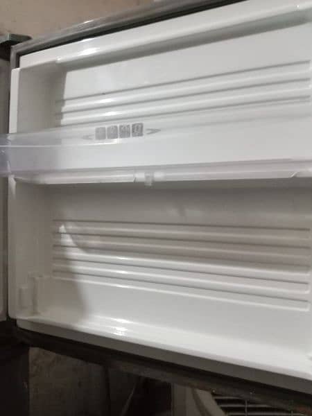 Used Refrigerator available 1