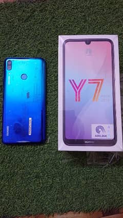 Huawei y7 prime 2019 3/32 with Box