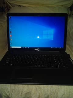 Acer Laptop core i3 17 inch big display SSD installed