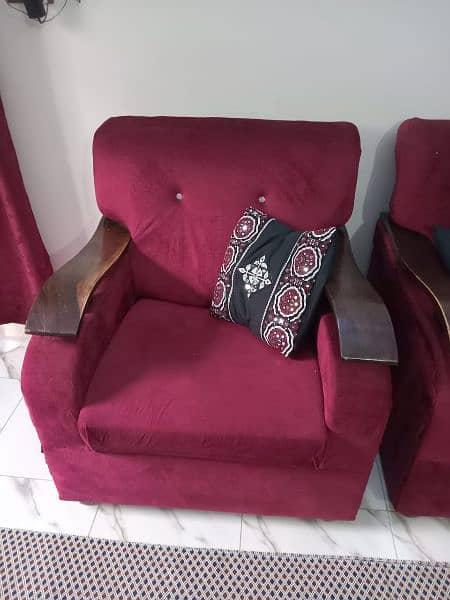 good condition 7 seater (0300 2049906) 1