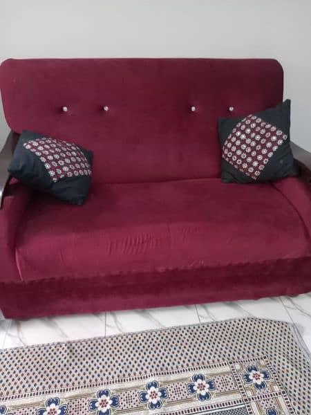 good condition 7 seater (0300 2049906) 2
