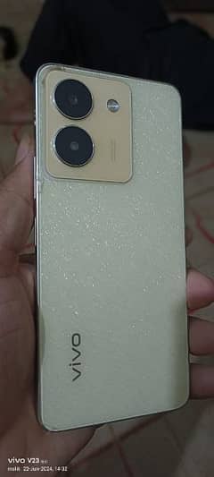 vivo y 36 new condition 10 by 10 with box charge and warranty