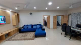 6 BED OWNER BUILD HOUSE ONE UNIT FULL LOCATION CALL FOR MORE DETAIL 0