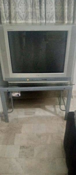 LG TV 3