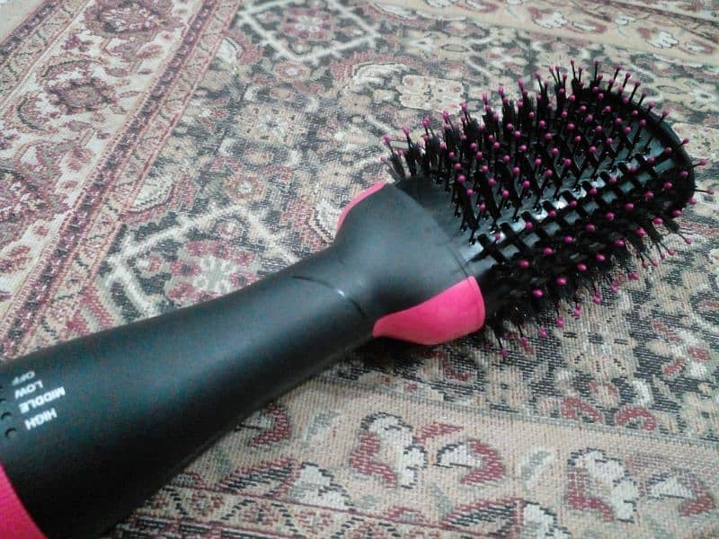 HAIR DRYERAND STYLER 2