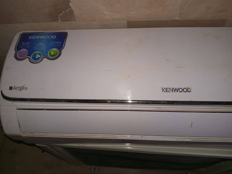 Kenwood  split 1.5 ton 6