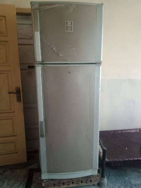 Dawlance Refrigerator in working condition 1