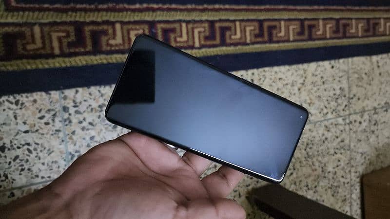 OnePlus 10 Pro Non PTA Sim Working 5