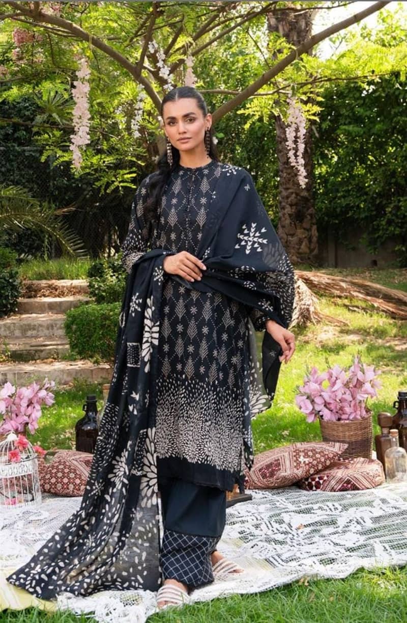 3PC Lawn Collection 2024 on discounted rate at Bunnat Clothing 3