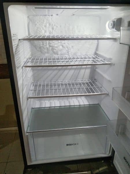Haier refrigerator hr365 0